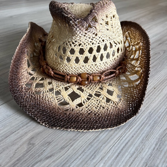 Unisex  Tan cowboy straw  Hat with Bead Accents NWOT - Picture 6 of 6